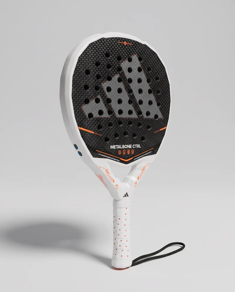 Adidas Metalbone CTRL 2026, AI vizualizacija