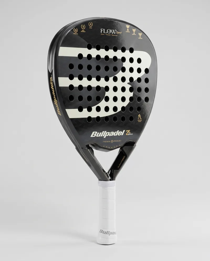 Bullpadel Flow Legend 2026, AI vizualizacija