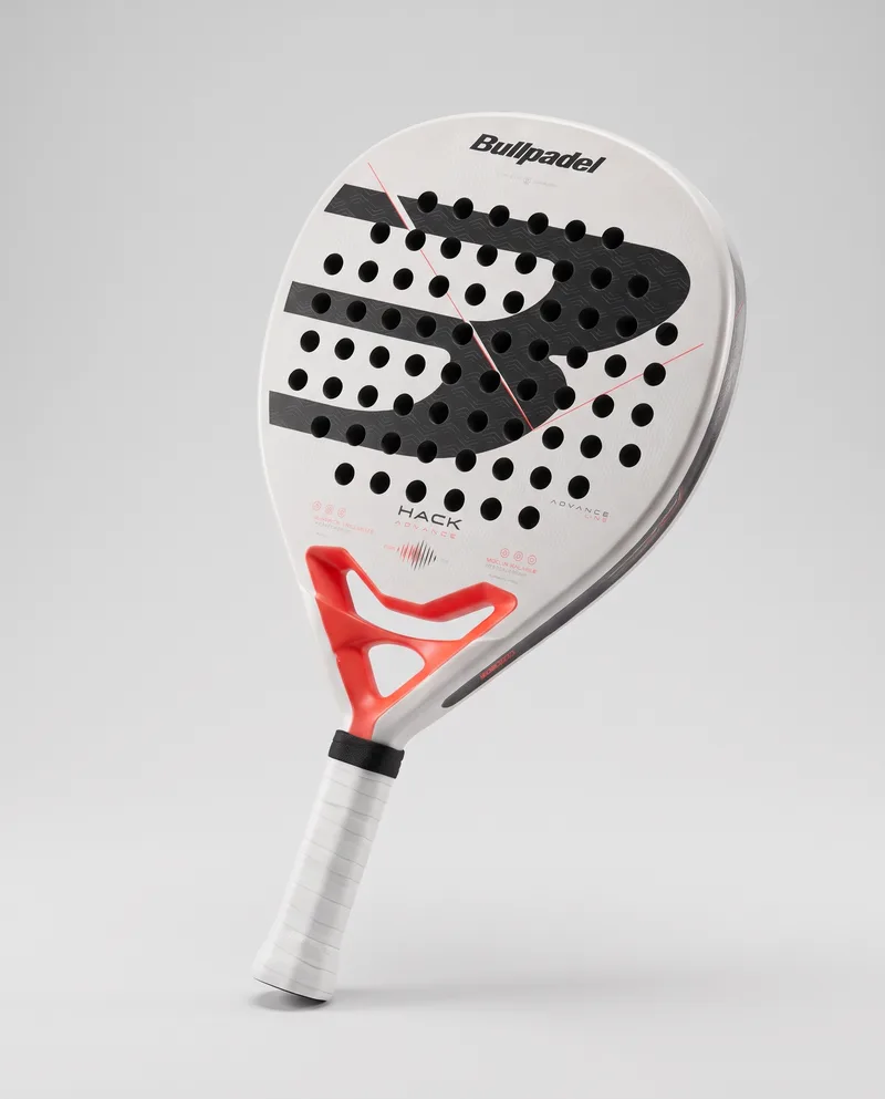 Bullpadel Hack Advance 2026, AI vizualizacija
