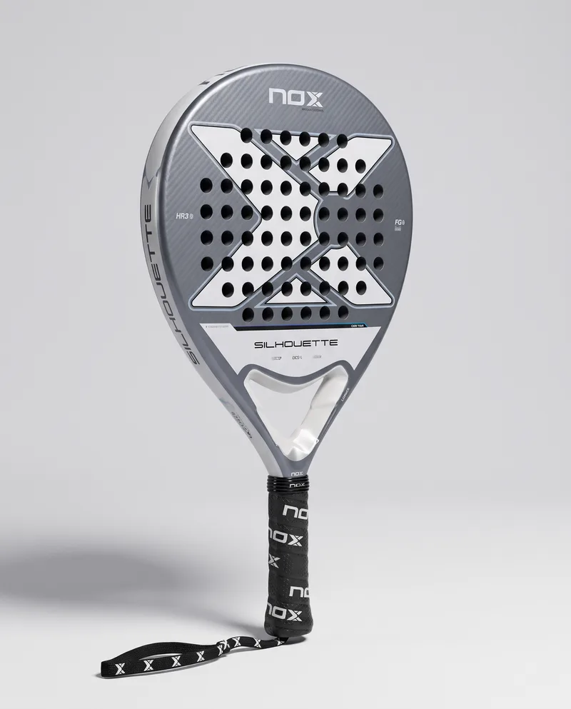 Nox X-One Silhouette 2026, AI vizualizacija
